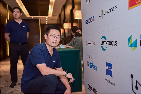 1670318572855824.png 02.png